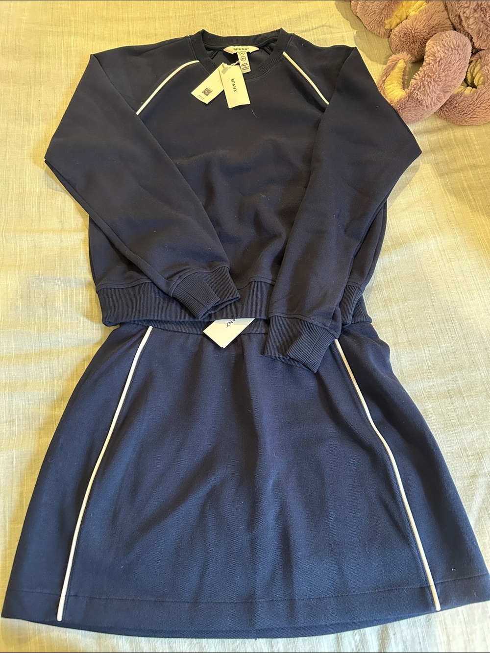 SPANX sweatshirt and skirt set (navy blue)